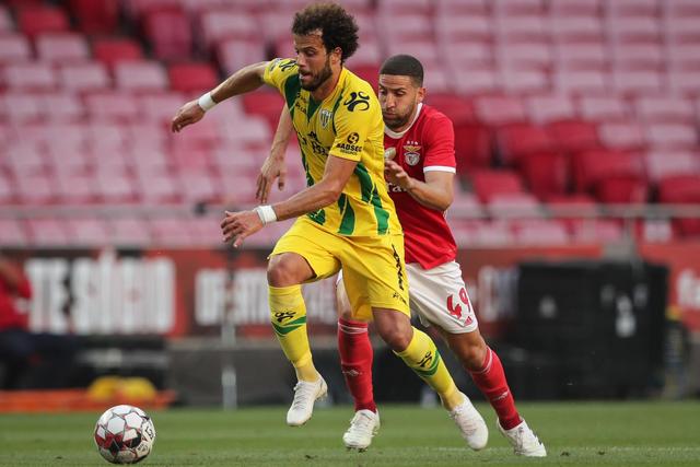 孙铭徽三双广厦胜北控 郭昊文15分同曦胜天津