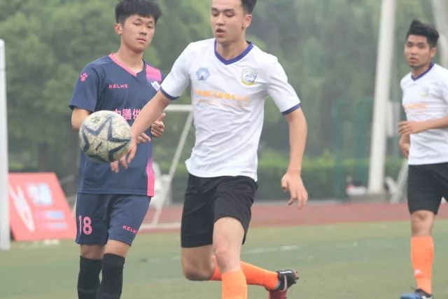 森林狼险胜快船终结4连败 魔术大胜篮网5连胜